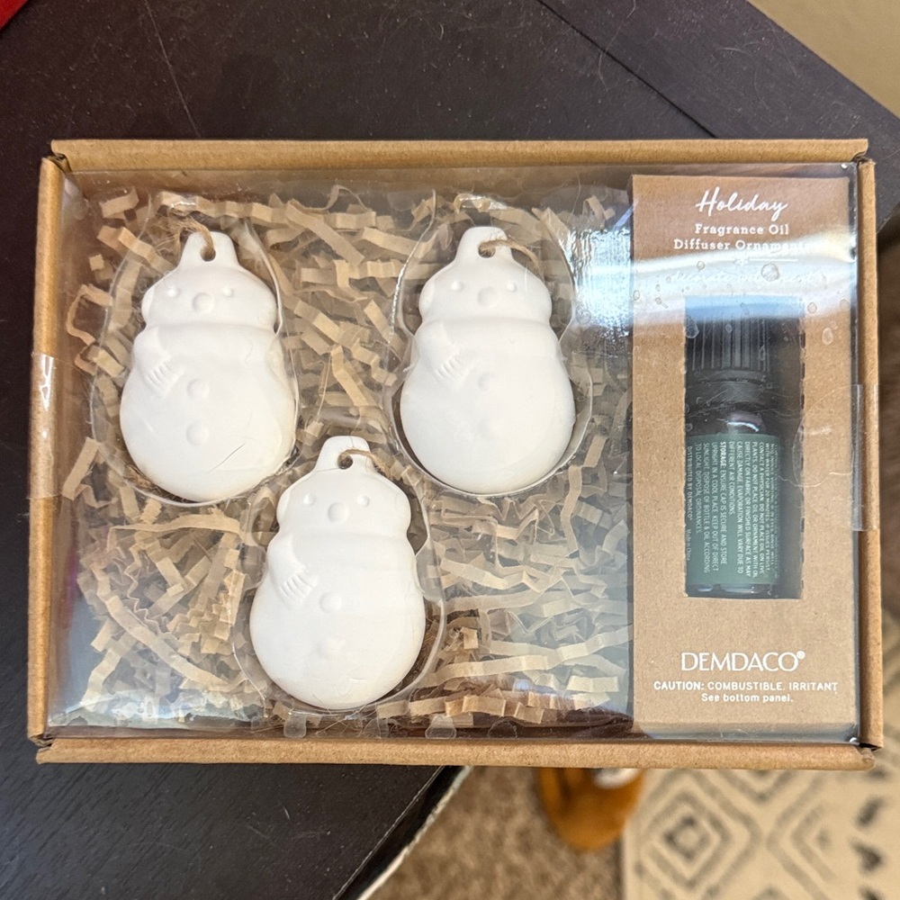 Demdaco White Snowman Ornament and Fragrance Oil Set